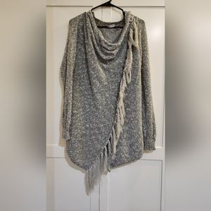 Ladies long sleeve shrug